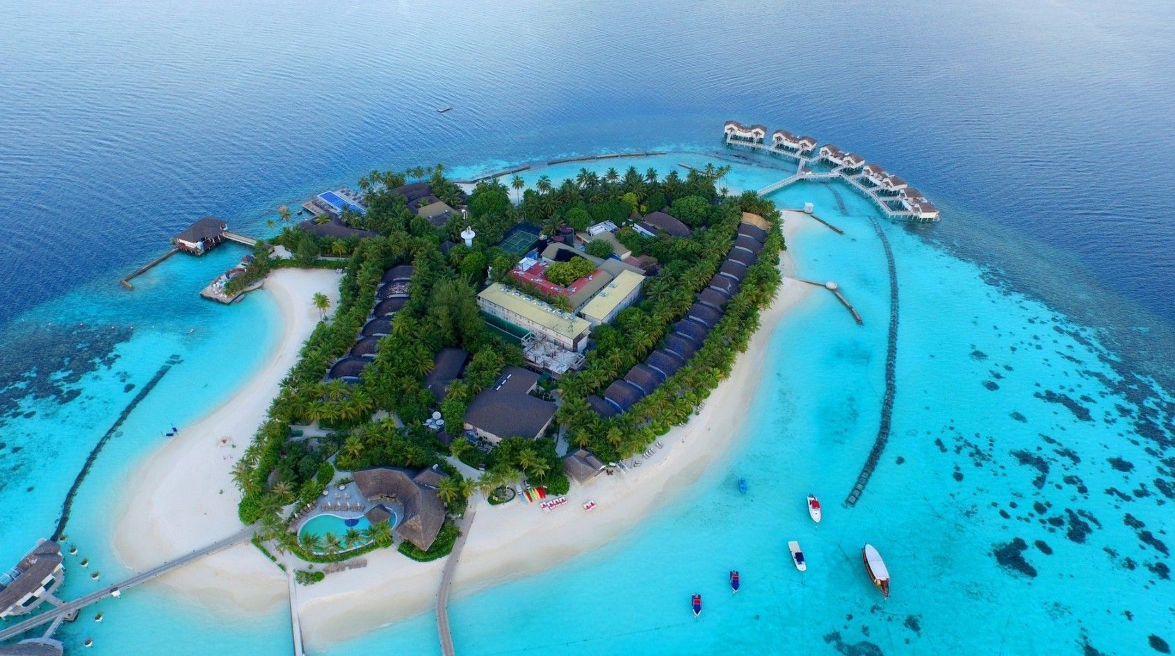 Centara Grand Island Resort Spa Maldives 5