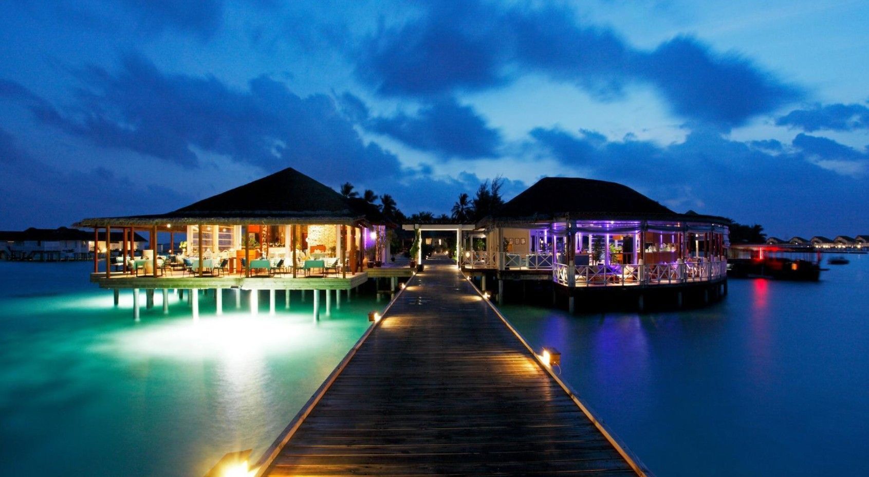 Centara Grand Island Resort Spa Maldives 5