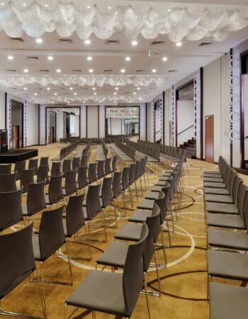 imgi_122_mhpmc-ballroom-0050-hor-clsc