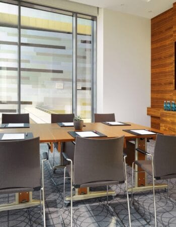 imgi_123_mhpmc-boardroom-0051-hor-clsc