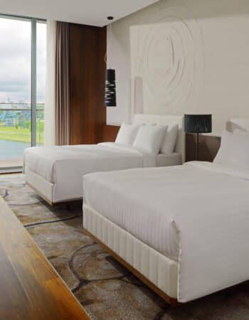 imgi_39_mhpmc-guestroom-0015-hor-wide