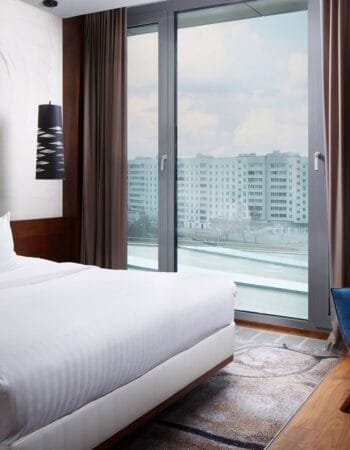 imgi_47_mhpmc-hospitality-bedroom-9749-hor-wide