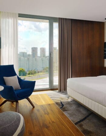 imgi_89_mhpmc-guestroom-0016-hor-clsc